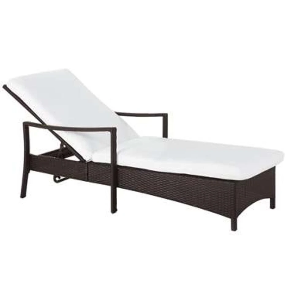 Beliani Tuinligstoel VASTO - Bruin Pe Rotan 3 Beliani Tuinligstoel VASTO - Bruin Pe Rotan - Image 3